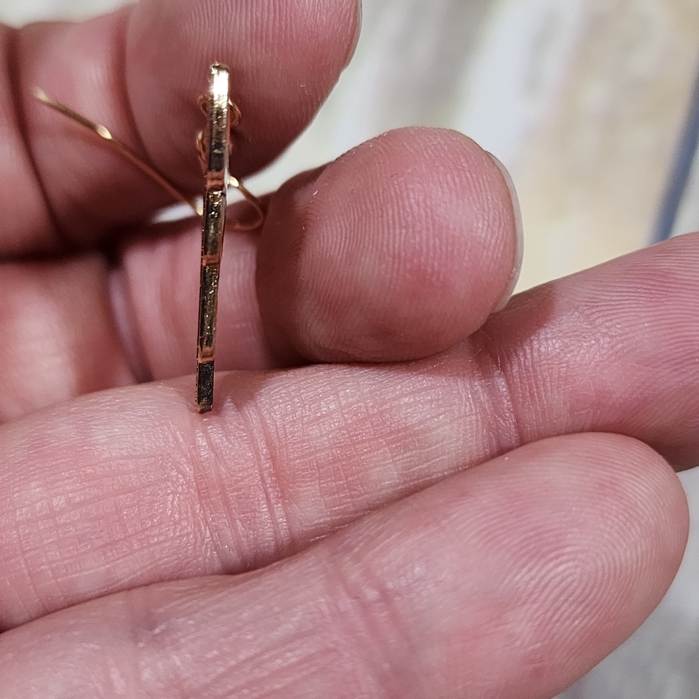 Calico cat hanging by his neck nap NWT enamel fish hook earrings - Picture 3 of 5